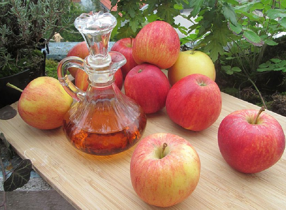 Apple Cider Vinegar on Feet for Weight Loss